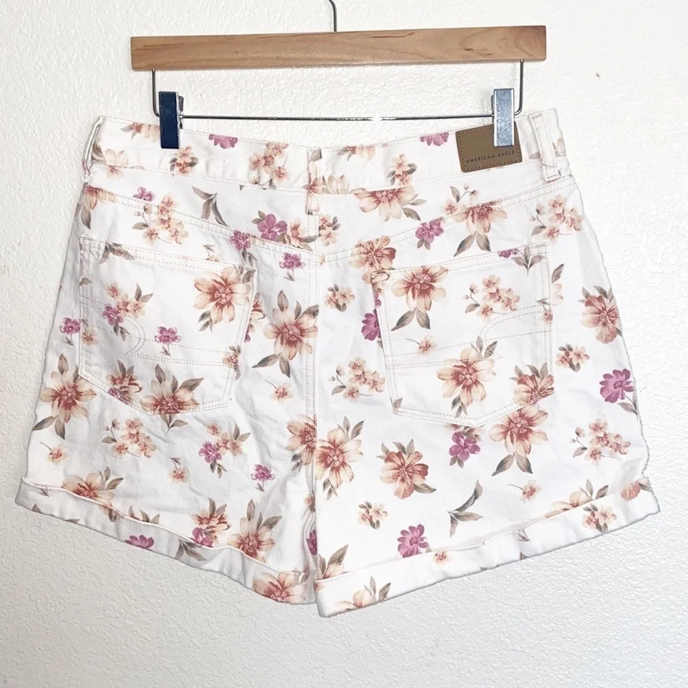 American Eagle White Floral 100% Cotton Cuffed Hem Summer Shorts - Picture 6 of 12